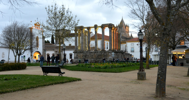 Исторический центр Эворы. Португалия, 2016
