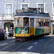 Трамвай. Лиссабон, Португалия. 2010