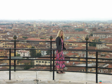 Вид на город с крыши Пизанской башни. Пиза. Италия