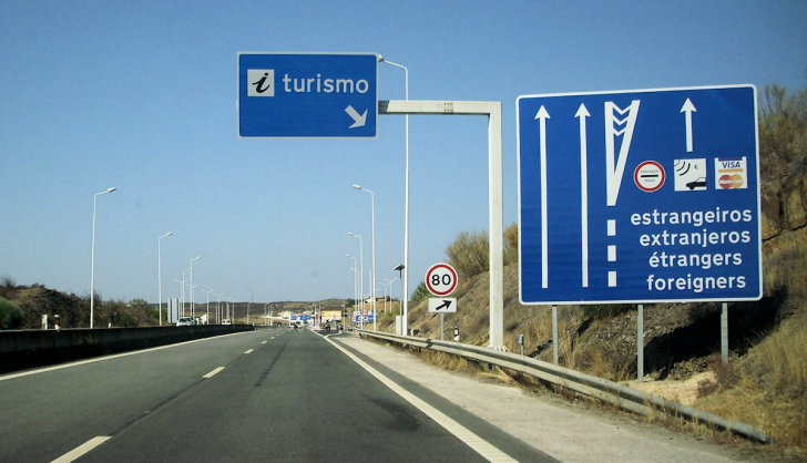 Въезд в Португалию по автостраде A22. Фото: maps.google.com