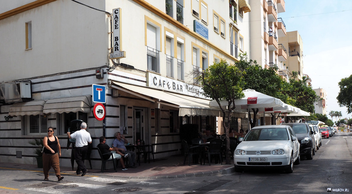 Кафе бар Mencey. Эстепона, Испания, 2017