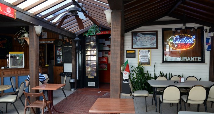 Сentral Pub (Вила ду Порту, Санта Мария)