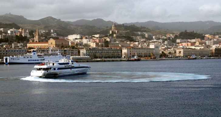 Порт Мессины. Сицилия. 2010